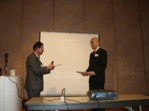 写真1 第1回日本生理学会循環生理学優秀論文賞の表彰式